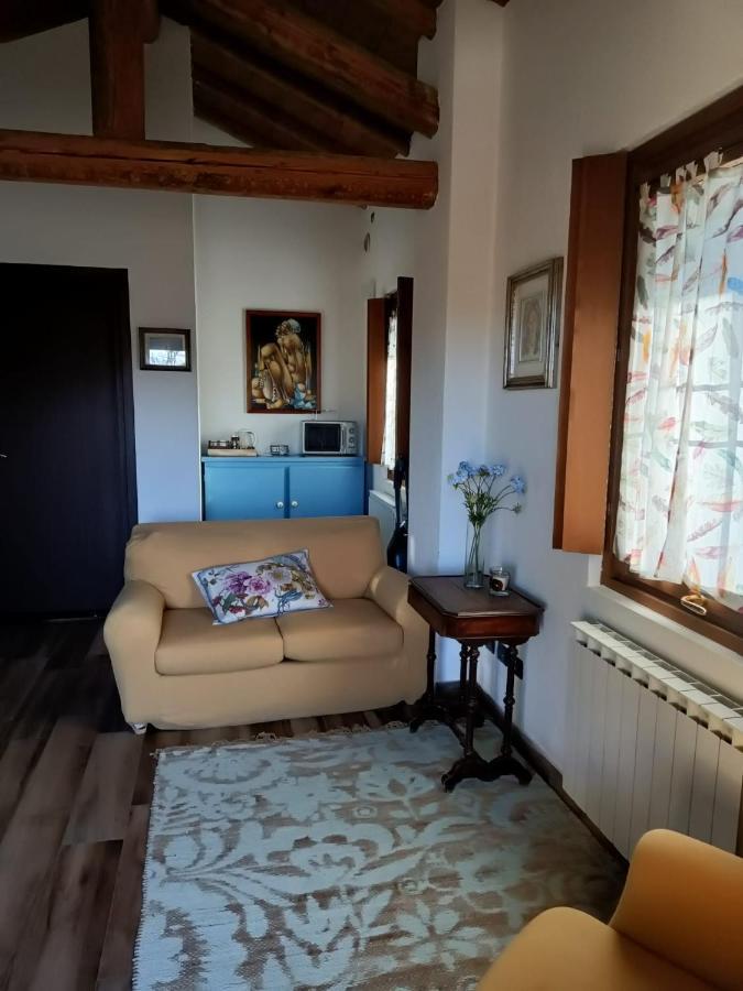 Agriturismo Helianthus Oleggio Bagian luar foto